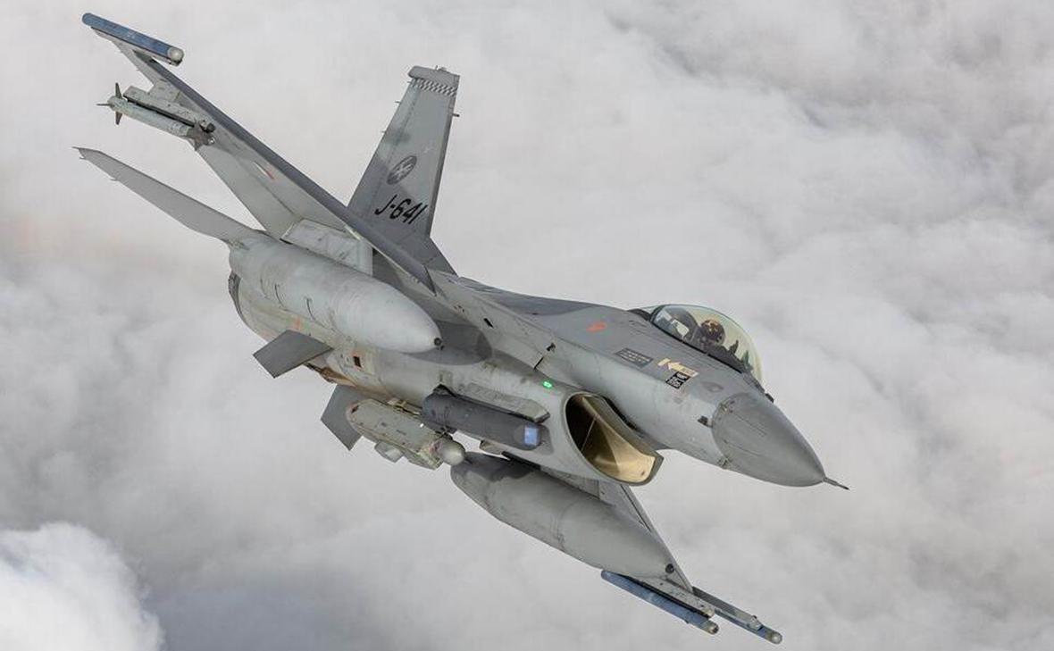 Истребитель F-16